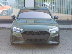 Grün Gebraucht 2023 Audi S4 Sport Kombi | 58.445 €