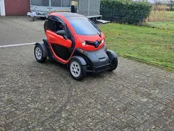 Orange Gebraucht 2013 Renault Twizy Kleinwagen | 2.990 € (Fairer Preis)