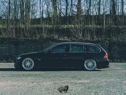 Schwarz Gebraucht 2011 BMW 335 Kombi | 21.500 € (Fairer Preis)