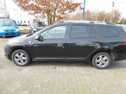 Schwarz Gebraucht 2015 Dacia Logan MCV Celebration Kombi | 4.890 € (Fairer Preis)