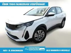 Perlmuttweiß metallic Gebraucht 2021 Peugeot 3008 Active SUV | 21.161 € (Guter Preis)