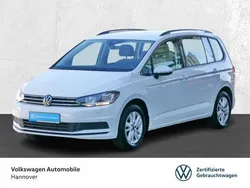 Weiß Gebraucht 2024 VW Touran Comfortline Van / Kleinbus | 29.280 € (Guter Preis)
