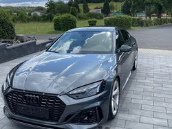 Grau Gebraucht 2023 Audi RS5 Sportback Ambiente Limousine | 69.999 € (Guter Preis)