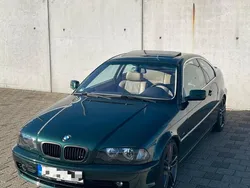 Grün Gebraucht 1999 BMW 323 Basis Coupé | 6.900 € (Fairer Preis)