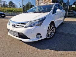 Weiß Gebraucht 2014 Toyota Avensis Executive Kombi | 13.470 €