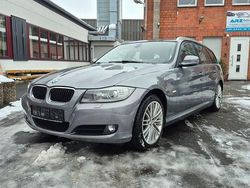 Grau Gebraucht 2011 BMW 318 Sport Line Kombi | 7.200 € (Fairer Preis)