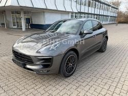 Grau Gebraucht 2017 Porsche Macan GTS SUV | 35.900 € (Etwas zu teuer)