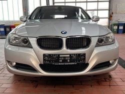 Silber Gebraucht 2011 BMW 320 Kombi | 5.490 € (Guter Preis)