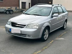 Silber Gebraucht 2006 Chevrolet Nubira Kombi | 1.800 €