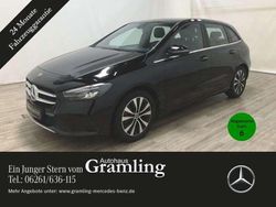 Nachtschwarz Gebraucht 2021 Mercedes 200 Style Limousine | 23.449 € (Fairer Preis)