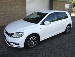 Weiß Gebraucht 2018 VW Golf VII Join Limousine | 13.700 € (Guter Preis)