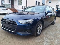 Blau Gebraucht 2021 Audi A4 Basis Limousine | 19.576 €