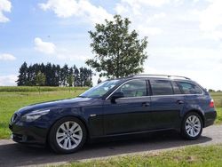 Blau Gebraucht 2009 BMW 530 Exclusive Kombi | 8.950 € (Teuer)