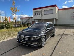 Schwarz Gebraucht 2021 VW Passat Alltrack Kombi | 30.990 € (Fairer Preis)