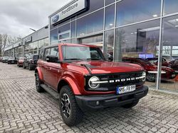 Hot pepper red (metallic) Gebraucht 2023 Ford Bronco Outer Banks SUV | 59.980 € (Etwas zu teuer)
