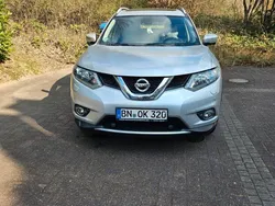 Silber Gebraucht 2016 Nissan X-Trail Acenta SUV | 13.500 € (Guter Preis)