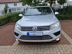 Silber Gebraucht 2015 VW Touareg R-line SUV | 15.999 € (Guter Preis)