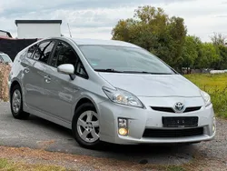 Silber Gebraucht 2010 Toyota Prius Life Kleinwagen | 8.990 € (Fairer Preis)