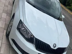 Weiß Gebraucht 2016 Skoda Fabia Kombi | 4.250 € (Fairer Preis)