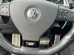 Blau Gebraucht 2005 VW Golf V GTI Kleinwagen | 12.000 €