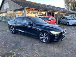 Schwarz Gebraucht 2020 Volvo S60 R-Design Limousine | 14.999 €