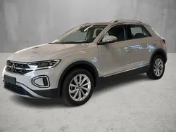 Ascotgrau Gebraucht 2024 VW T-Roc Style SUV | 27.640 € (Superpreis)