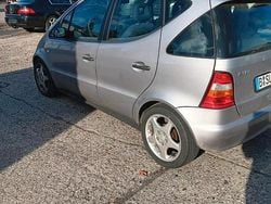 Silber Gebraucht 2000 Mercedes 170 Kleinwagen | 4.000 €