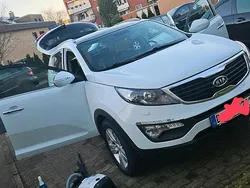 Weiß Gebraucht 2011 Kia Sportage SUV | 13.500 € (Teuer)