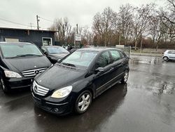 Schwarz Gebraucht 2006 Mercedes B200 Van / Kleinbus | 4.999 € (Fairer Preis)