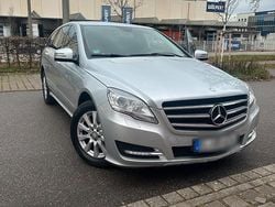 Silber Gebraucht 2011 Mercedes R350 Van / Kleinbus | 12.400 € (Etwas zu teuer)