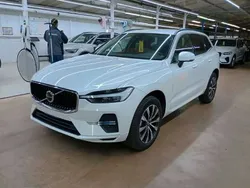 Weiß Gebraucht 2024 Volvo XC60 Core SUV | 40.890 € (Superpreis)