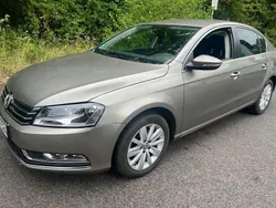 Braun Gebraucht 2012 VW Passat Comfortline Limousine | 9.990 € (Etwas zu teuer)