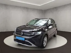 Deep black perleffekt Gebraucht 2024 VW T-Cross Life SUV | 25.400 € (Fairer Preis)