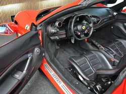 Rot Gebraucht 2021 Ferrari F8 Cabrio | 350.840 € (Teuer)