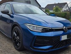 Blau Gebraucht 2024 VW Passat Style Kombi | 40.990 € (Etwas zu teuer)