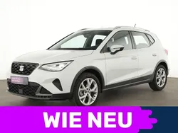 Nevada weiss Gebraucht 2023 Seat Arona FR SUV | 20.745 € (Fairer Preis)