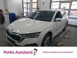 Weiss Gebraucht 2023 Skoda Octavia Style Kombi | 21.977 € (Guter Preis)