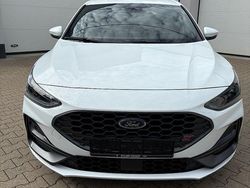 Weiß Gebraucht 2025 Ford Focus ST Limousine | 35.490 € (Guter Preis)