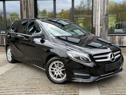 Schwarz Gebraucht 2016 Mercedes B180 Van / Kleinbus | 17.190 € (Fairer Preis)