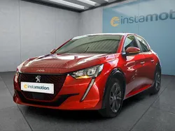 Rot Gebraucht 2021 Peugeot e-208 Kleinwagen | 13.749 € (Superpreis)