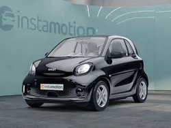 Schwarz Gebraucht 2021 Smart ForTwo Electric Drive Coupé | 11.052 € (Etwas zu teuer)