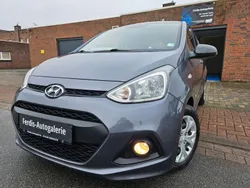 Grau Gebraucht 2014 Hyundai i10 Kleinwagen | 5.990 € (Fairer Preis)