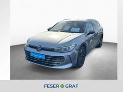Oyster silver metallic Gebraucht 2024 VW Passat Elegance Kombi | 36.760 € (Guter Preis)