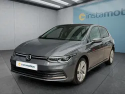 Grau Gebraucht 2022 VW Golf VIII Kleinwagen | 26.249 € (Guter Preis)
