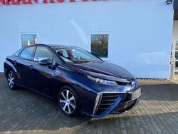 Blau Gebraucht 2017 Toyota Mirai Limousine | 7.950 € (Superpreis)