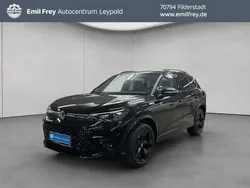 Grenadillschwarz metallic Gebraucht 2025 VW Tiguan R-line SUV | 54.890 € (Guter Preis)