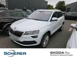 Moonweiß metallic Gebraucht 2021 Skoda Karoq Clever SUV | 27.930 € (Etwas zu teuer)