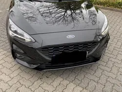 Schwarz Gebraucht 2022 Ford Focus ST-Line Kombi | 21.500 € (Fairer Preis)