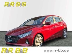 Rot (metallic) Gebraucht 2023 Hyundai i20 Select Limousine | 13.980 € (Etwas zu teuer)