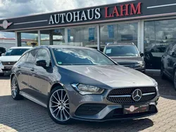 Mountaingrau Gebraucht 2021 Mercedes CLA200 AMG line Kombi | 22.990 € (Fairer Preis)